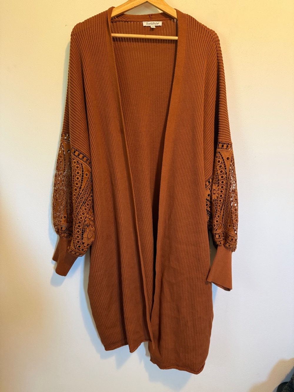 NorthStyle Lace-Sleeve Open Cardigan in Rust Brown